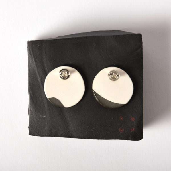 Boucles d'oreilles Disque Kemuri à clou, taille L, vue arrière