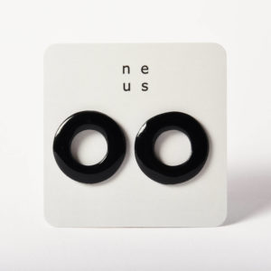 Boucles d'oreilles Donut Sumi à clou, taille M