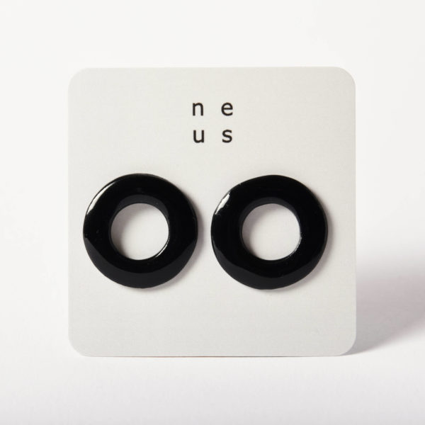 Boucles d'oreilles Donut Sumi à clou, taille M