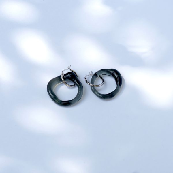 glassearrings-bubbles-smoke-hoops-simple